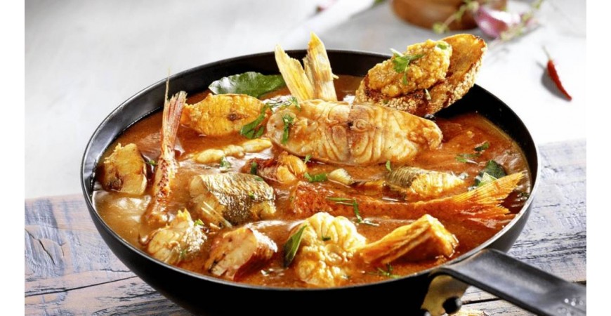 Bouillabaisse traditionnelle: La soupe de poisson de Marseille